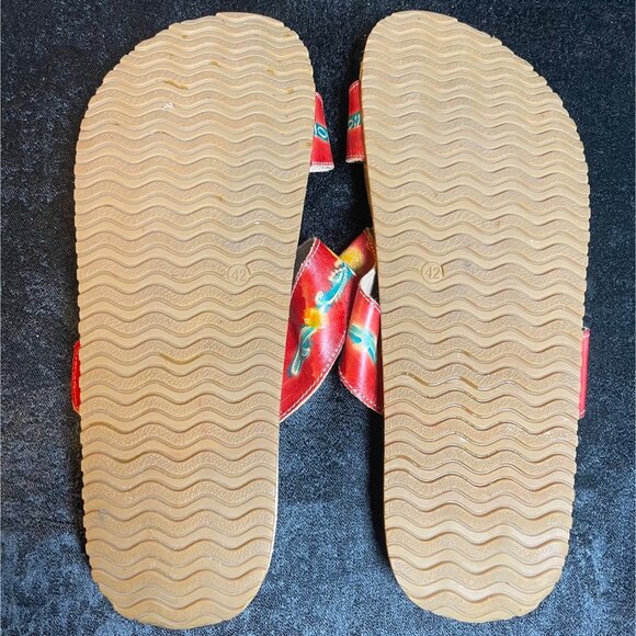 L’Artiste Spring Step Women’s 42 US 11 Red Green Leather Floral Thong Sandals - Picture 8 of 8